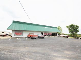 24201 NW Service Rd, Warrenton, MO 63383