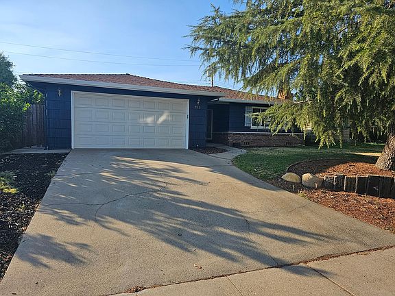3rd image of 212 Dawnridge Rd