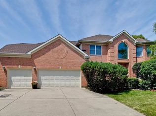 2650 Acacia Ter, Buffalo Grove, IL 60089
