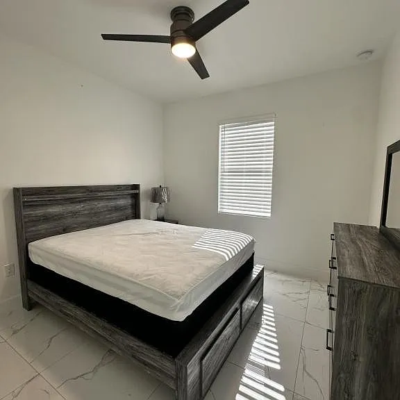 325 Paulcrest Ave — Photo 8