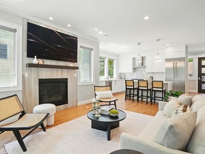 14 Princeton St, Newton, MA, 02458