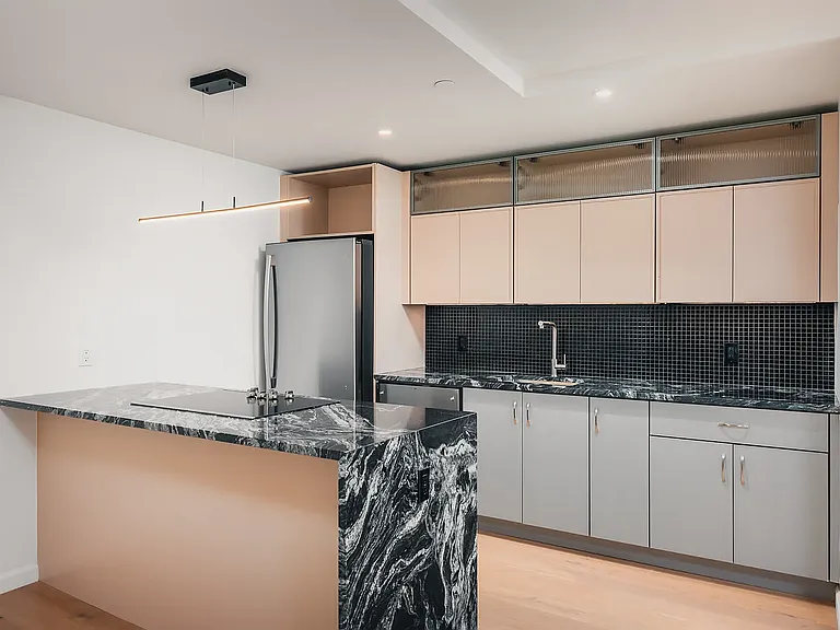 41-15 24th St #Townhouse 4 — Photo 3