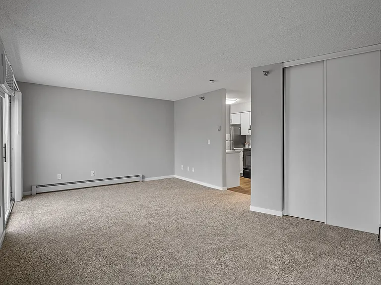 Hillcrest Place — Photo 39