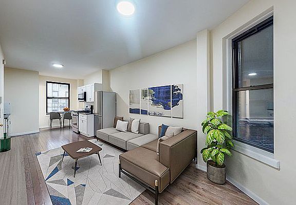 2nd image of 212 E 89th St APT 2E