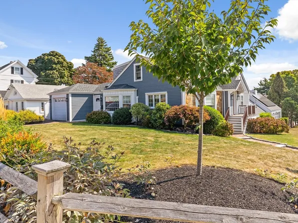 110 Dixwell Ave, Quincy, MA 02169