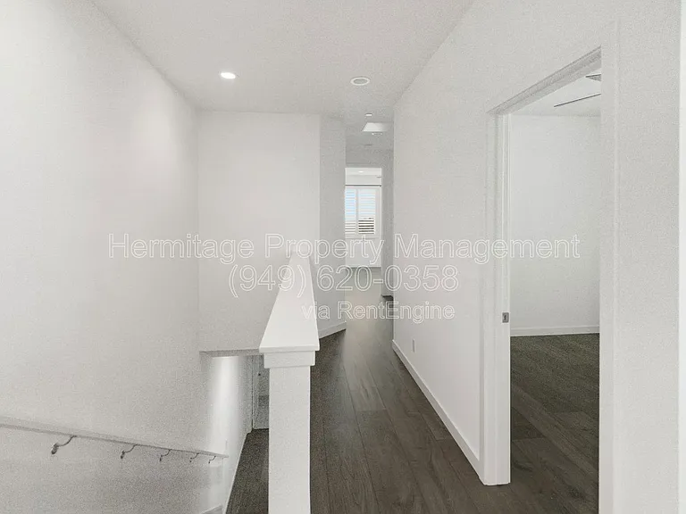341 Magnet — Photo 17