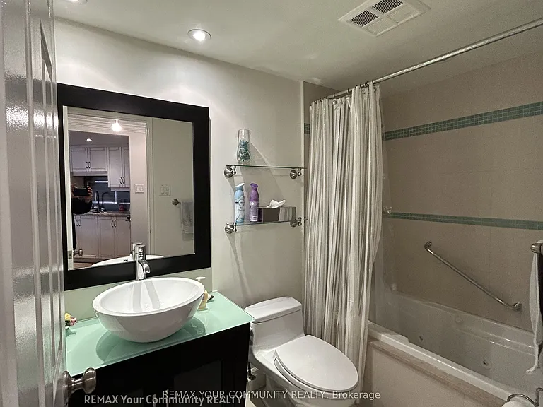 131 Beecroft Rd #1606 — Photo 29