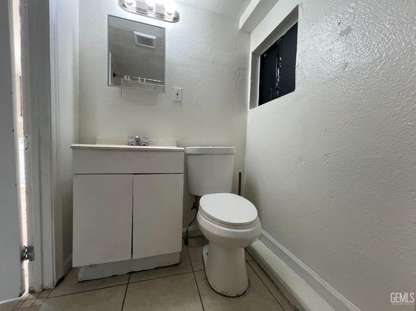 bakersfield-california-18890034 picture