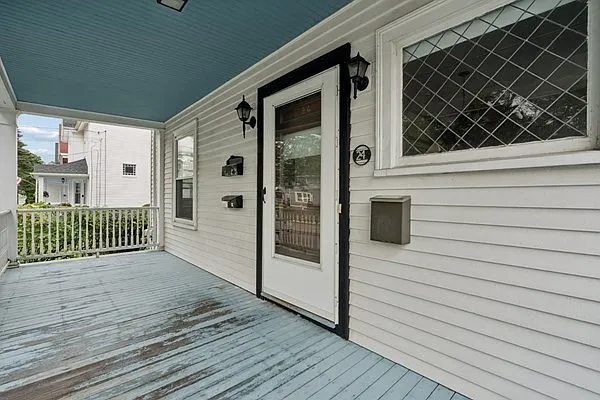 24 Richardson Ave #1 — Photo 3