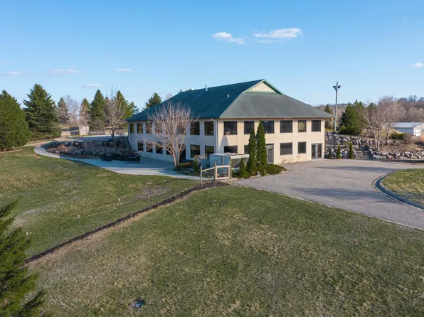 23795 Laredo Ave, Belle Plaine, MN 56011