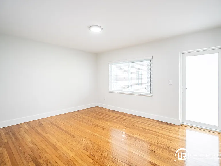 117 S Shore Dr #8 — Photo 13