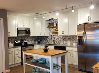 1537 Roundhouse Cir, Shakopee, MN 55379