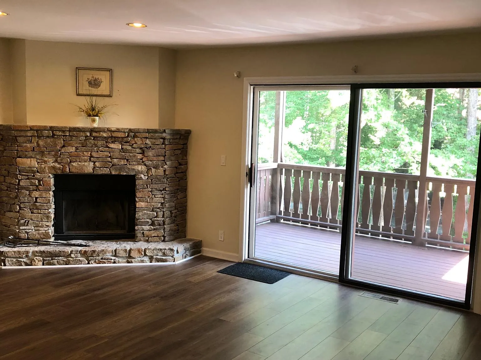2 bed, 2.5 bath, $1,900 — Photo 4