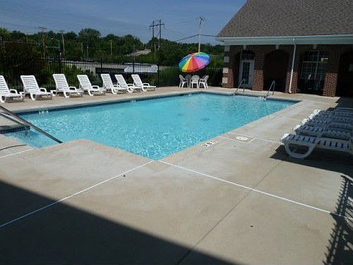 1st image of 25 Kassebaum Ln APT 305