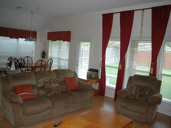 SEE ALL THE WINDOWS