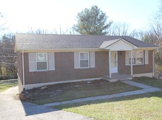 1304 Personality Ct, Lexington, KY 40517