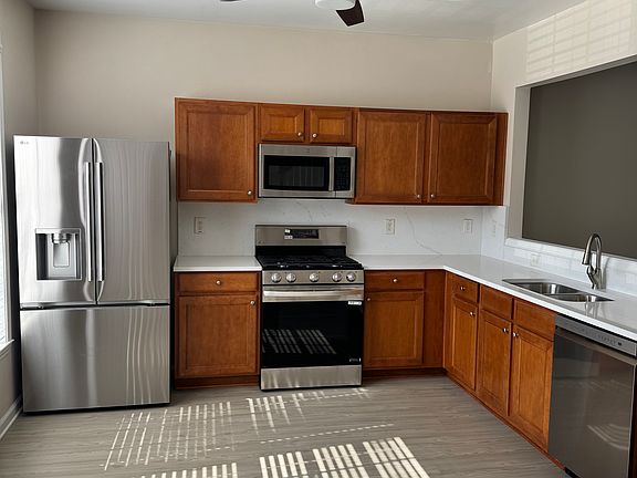 5th image of 1044 Annazanes Ct