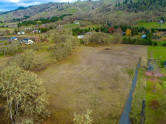 3rd image of 1191 Echo Dr