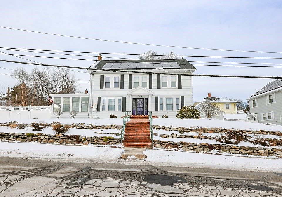 1st image of 39 Hall Ave