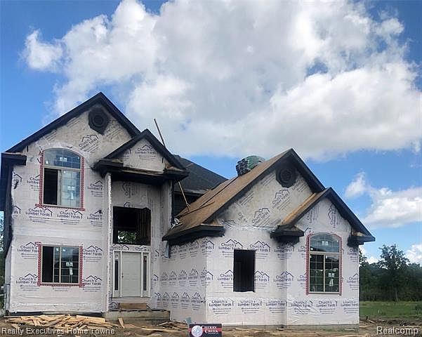 2nd image of 54822 Deadwood Ln