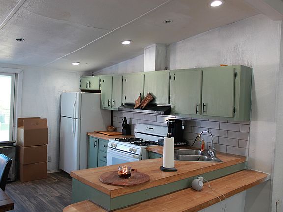 3rd image of 1108 Inca Rd SW