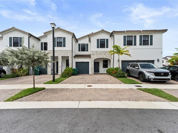 12914 SW 231st St, Miami, FL 33170