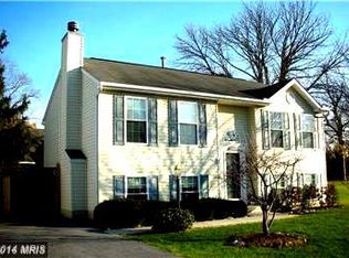 10209 Bear Creek Dr, Hagerstown, MD 21740