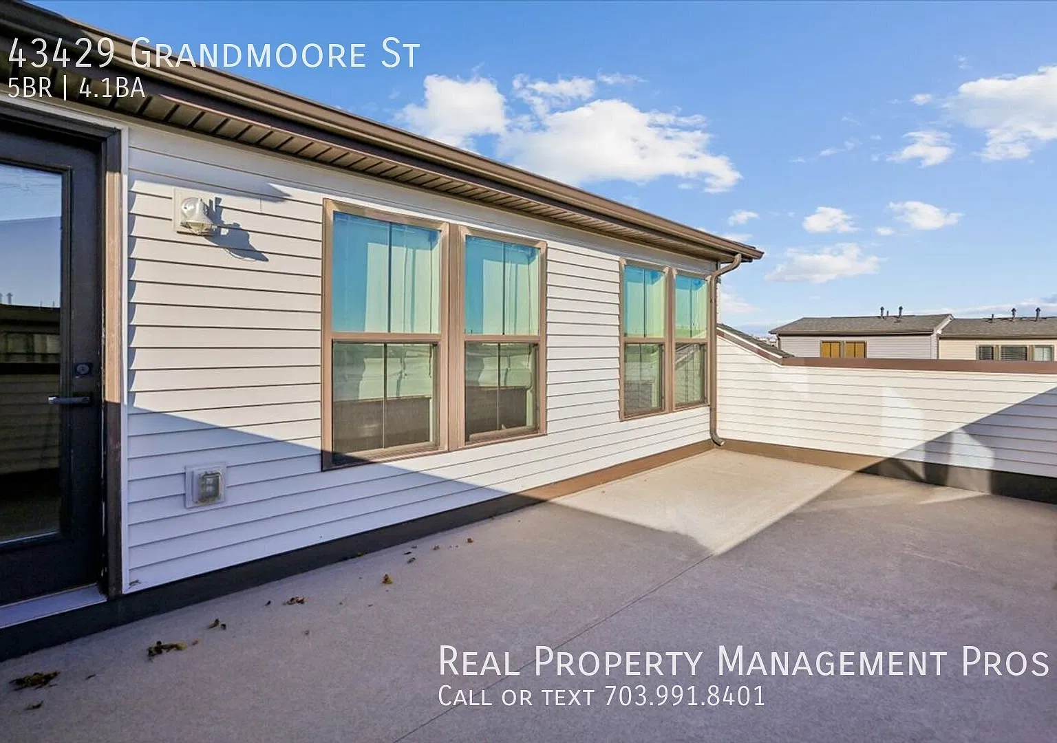 Amazing 5 BR/4.5 BA End Unit Townhome - 2 Car Garage & Roof Deck! — Photo 3