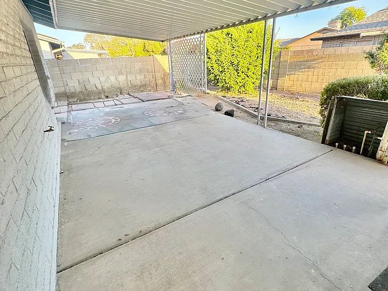 5817 W Tierra Buena Ln — Photo 33