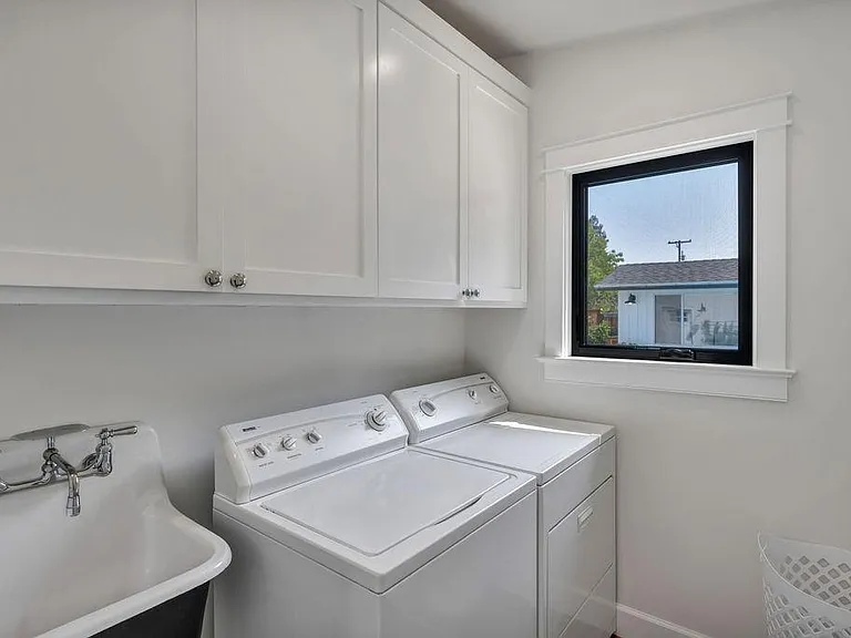 3rd St W — Photo 21