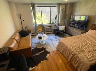 538 W 50th St APT 4D, New York, NY 10019