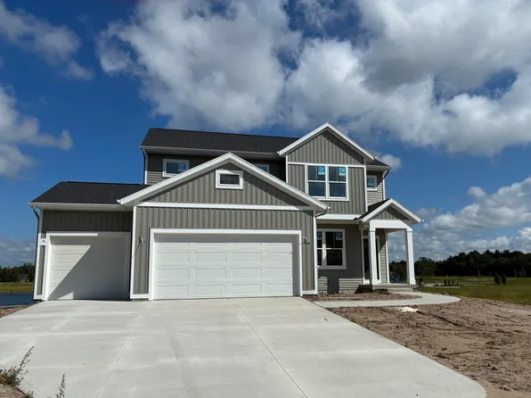 1890 Lowe Dr, Spring Lake, MI 49456