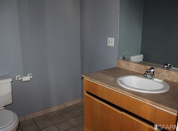 2nd image of 610 Illinois St Unit 203