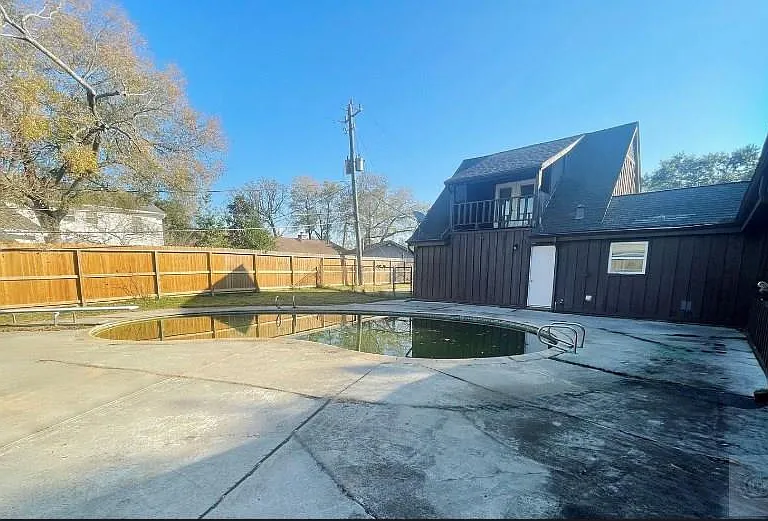 443 Bayou View Dr — Photo 21