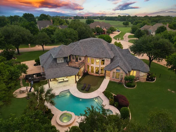 950 Patrician Ct, Fairview, TX 75069