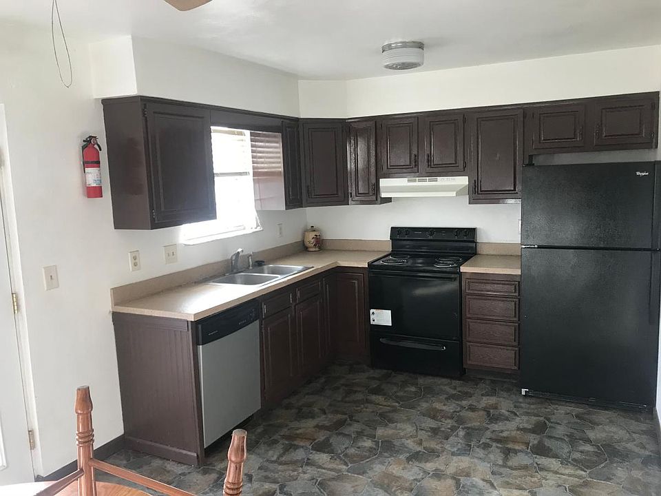 1st image of 5106 Shannon Dr APT 426