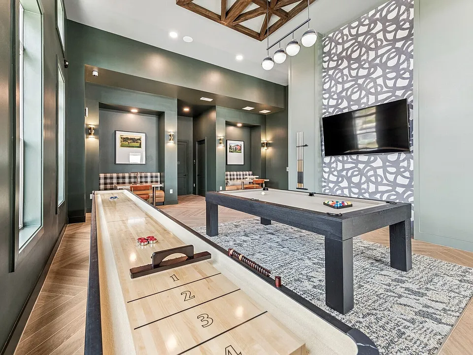 Ascend Morganton Park apartments community photo