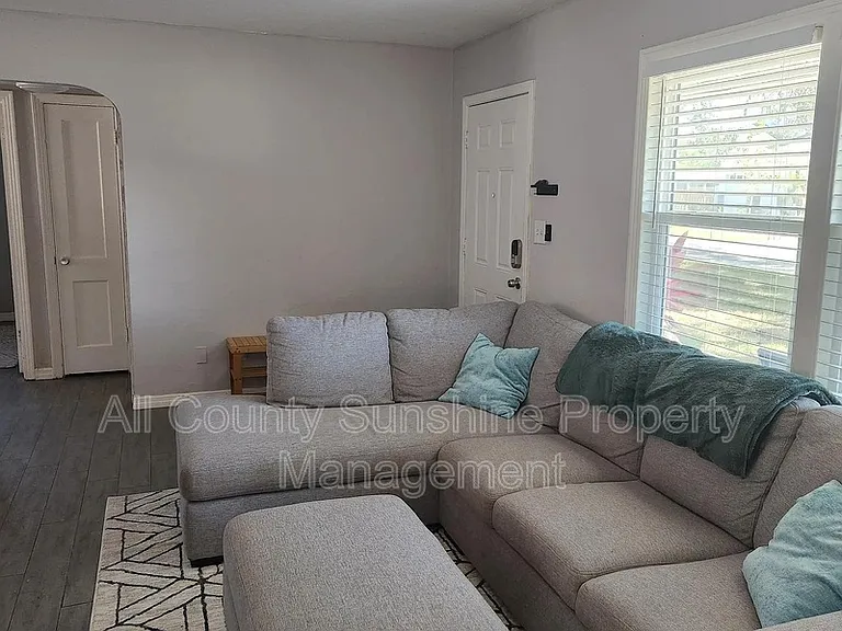 3312 17th St N — Photo 11