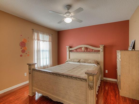 3rd image of 20728 Whitewood Way