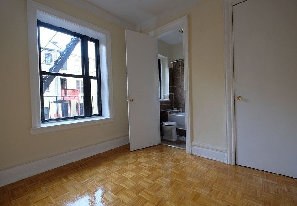 2nd image of 131 W 110th St APT 6H