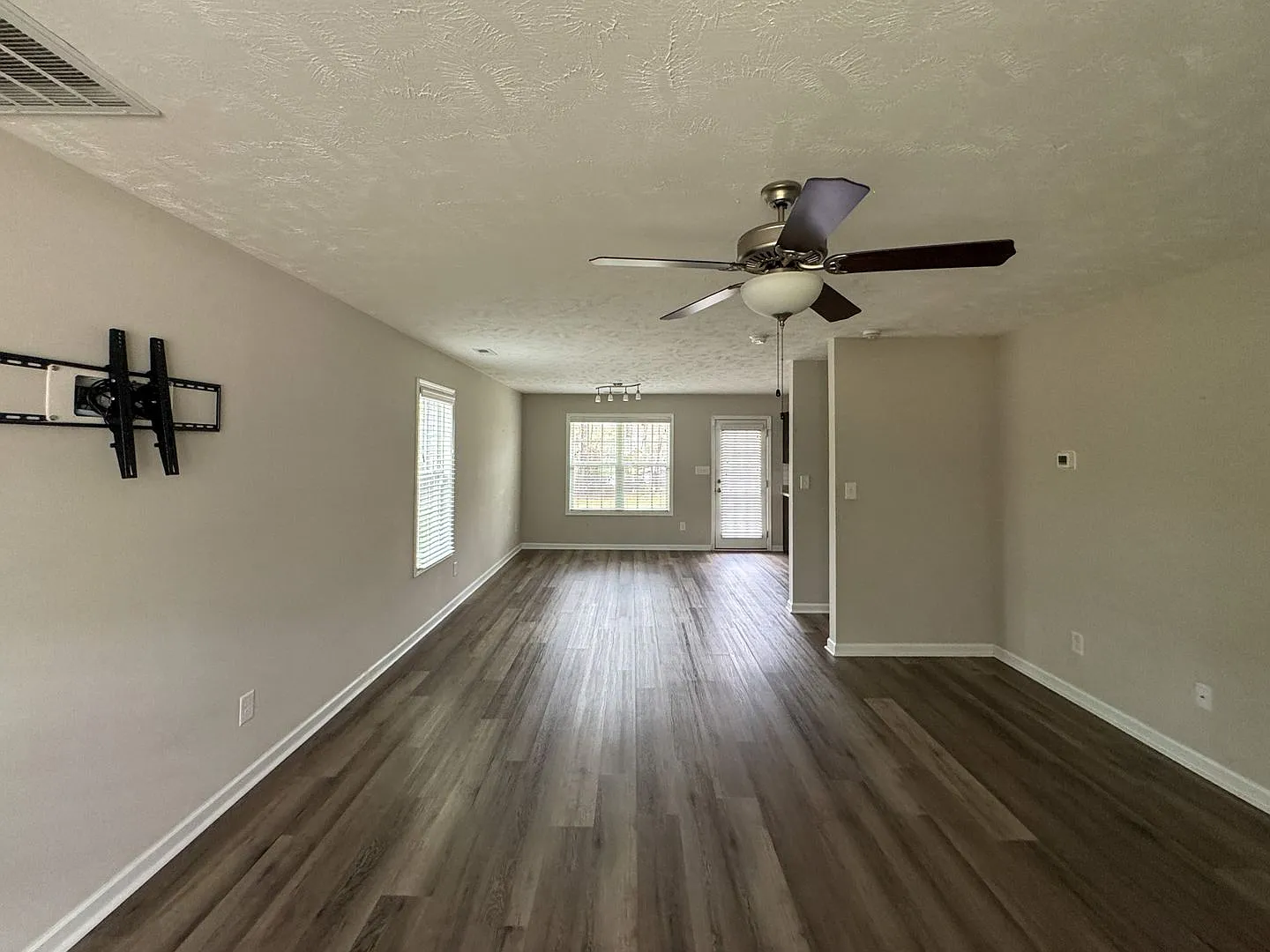 Well-Maintenance 4 Bed 2.5 Bath Hoke County Home — Photo 2