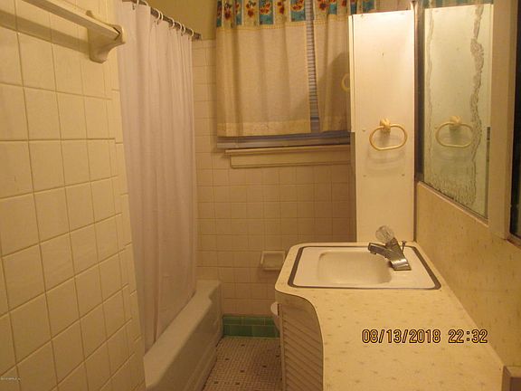 5th image of 5624 Calvin Ave