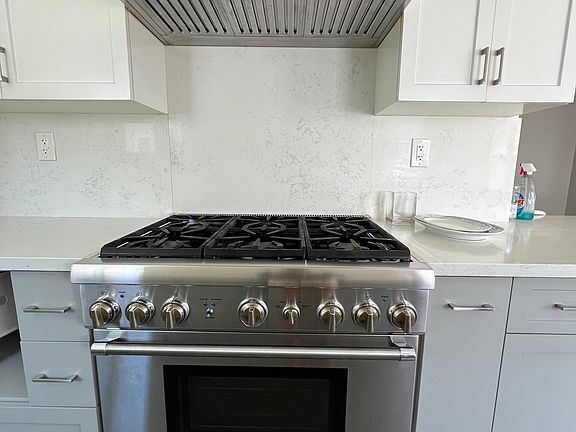 4th image of 5017 Steveann St