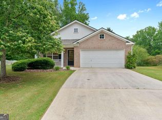 5661 Ashmoore Ct, Flowery Branch, GA 30542