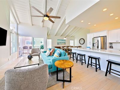 2711 W Balboa Blvd, Newport Beach, CA, 92663