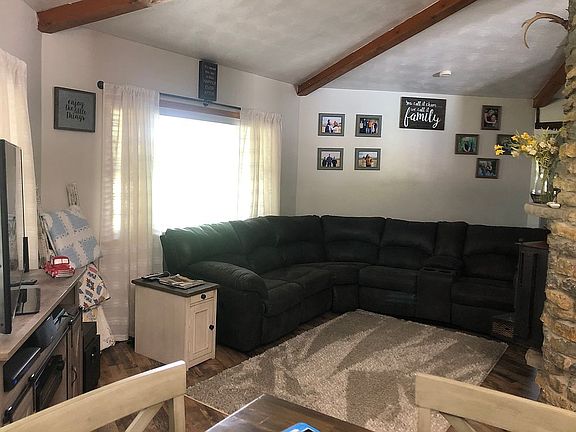 5th image of 258 Country Club Dr
