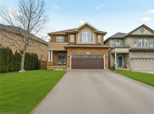 21 House Ln, Hamilton, ON L9K 0G1