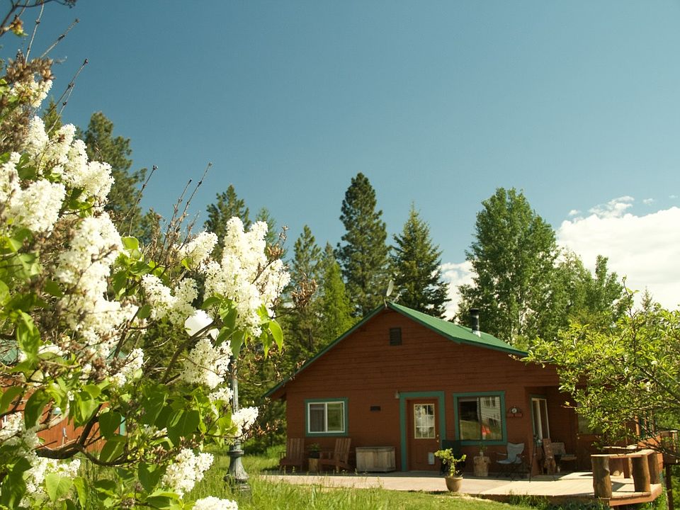 Cozy Cabin