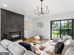 703 Catalina Dr, Somerdale, NJ 08083