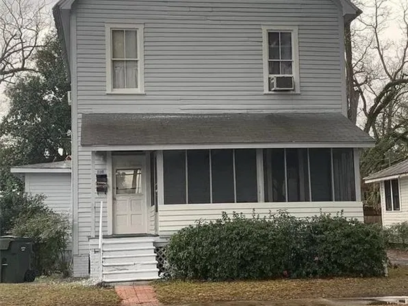 805 Brunel St, Waycross, GA 31501